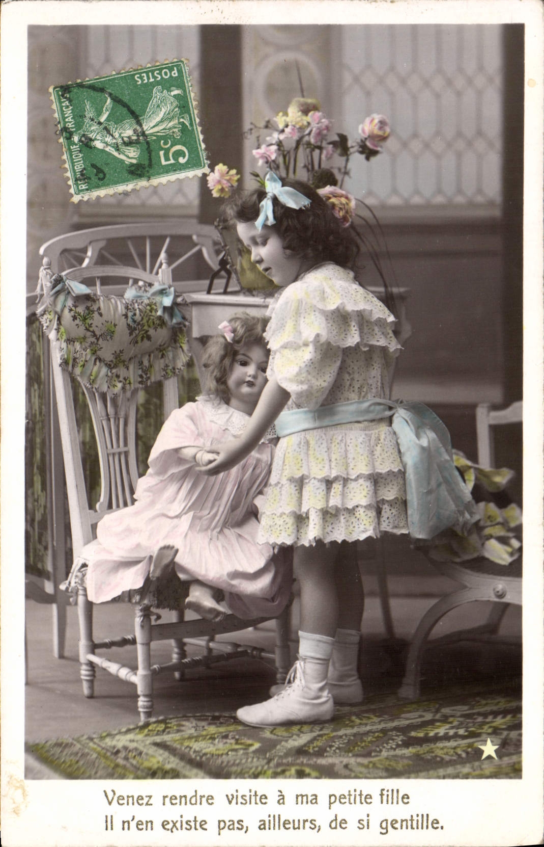 CPA Fantaisie Enfant Poupee