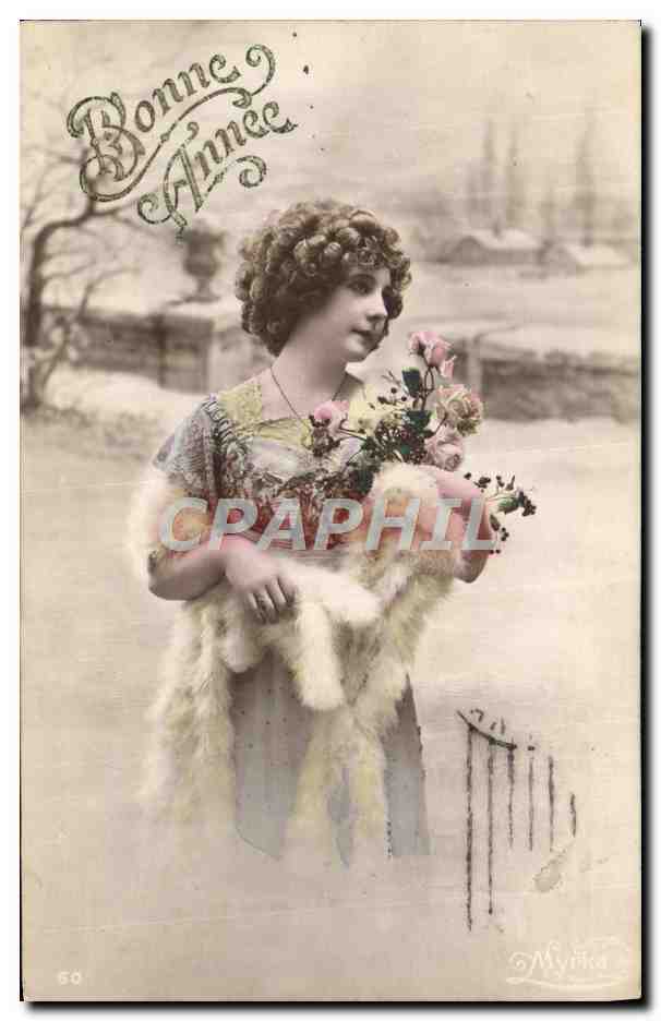 Jeune femme tenant un bouquet de roses — Myrka, n° 60
