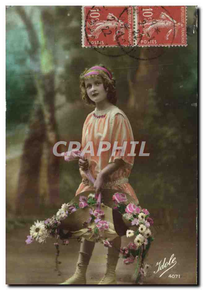 CPA Fantaisie Enfant Fleurs
