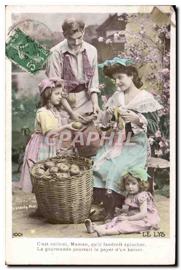 Famille en jardin — scène de cueillette — Stebbing Phot. n°1001