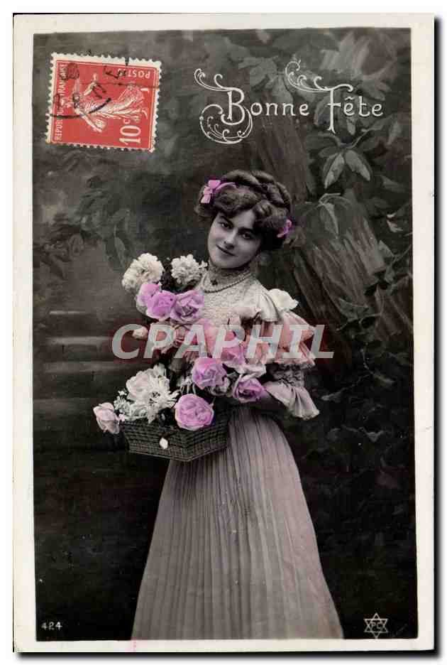Junge Frau in einem Rüschenkleid mit einem Korb voll Rosen — Frohe Geburtstagskarte — anonymer Verlag, n° 424