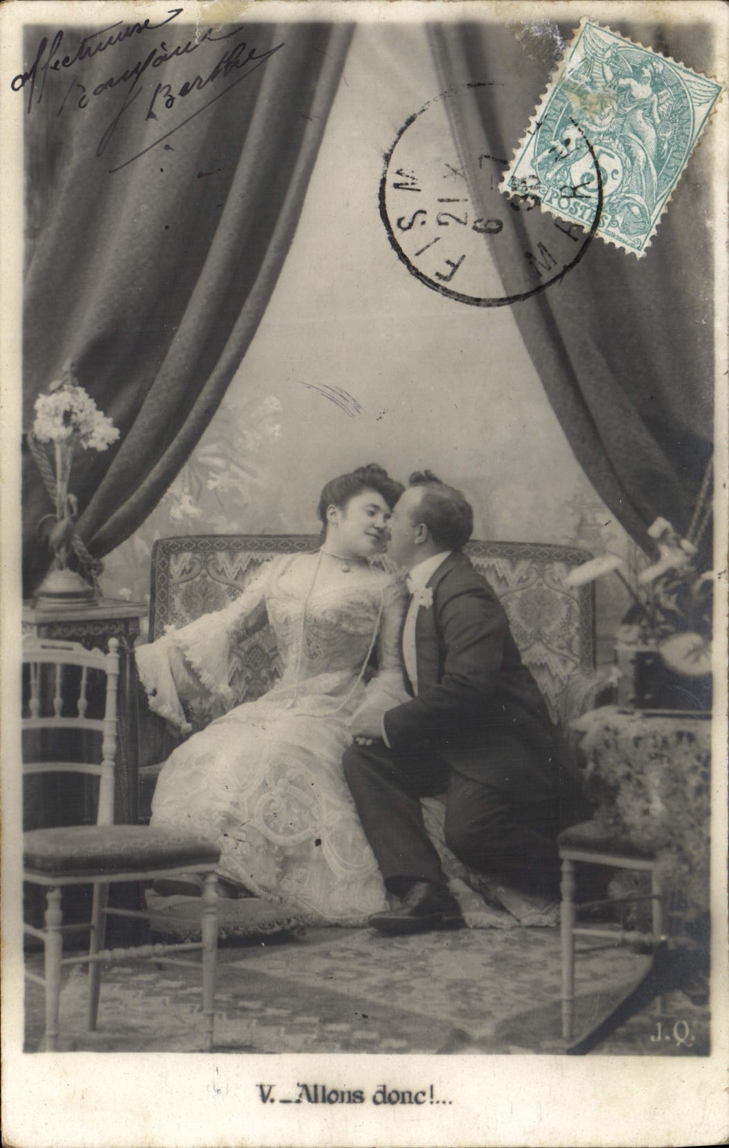 CPA Fantaisie Femme 