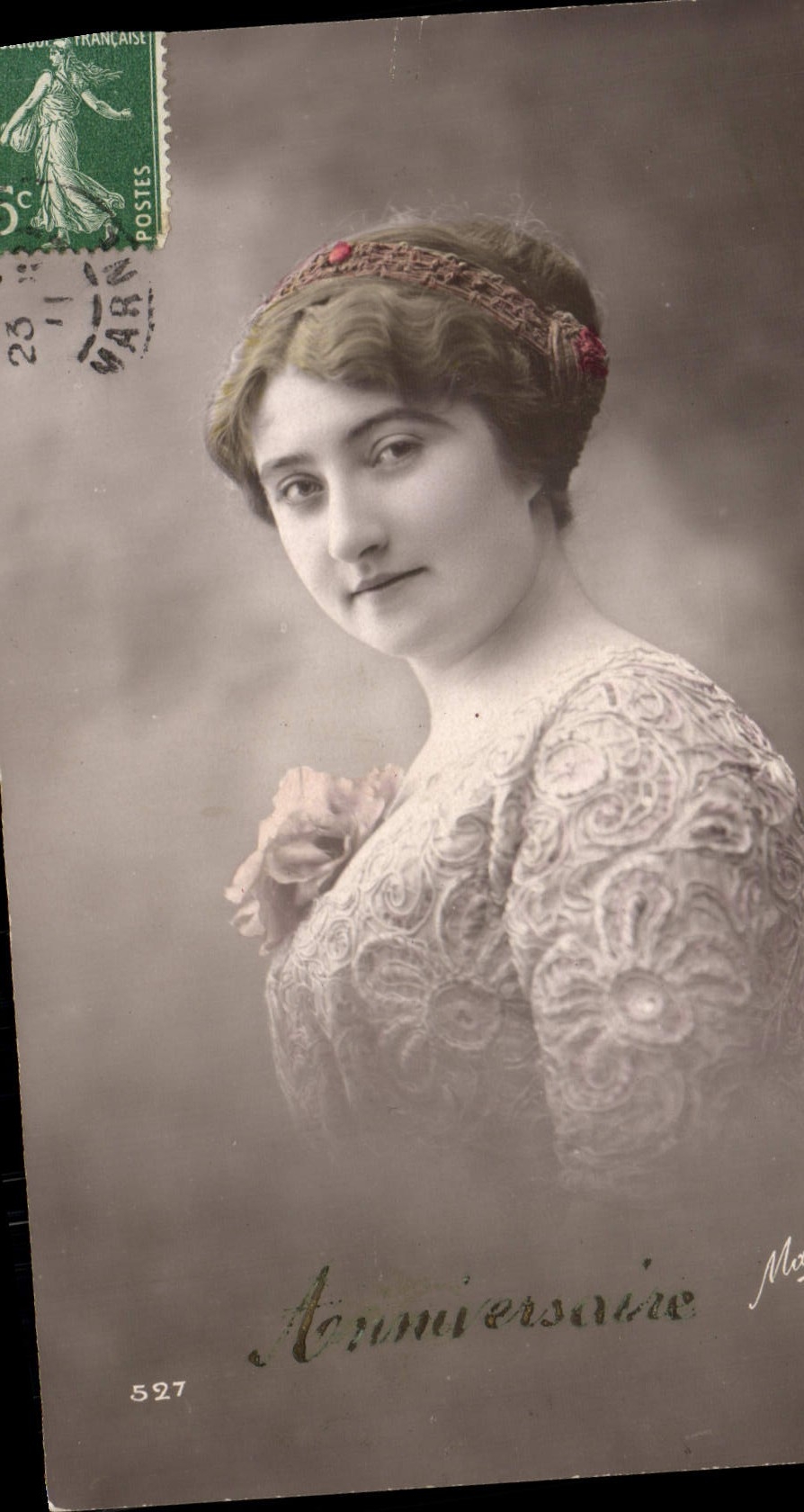 Jeune femme — Anniversaire — Anniversaire 527