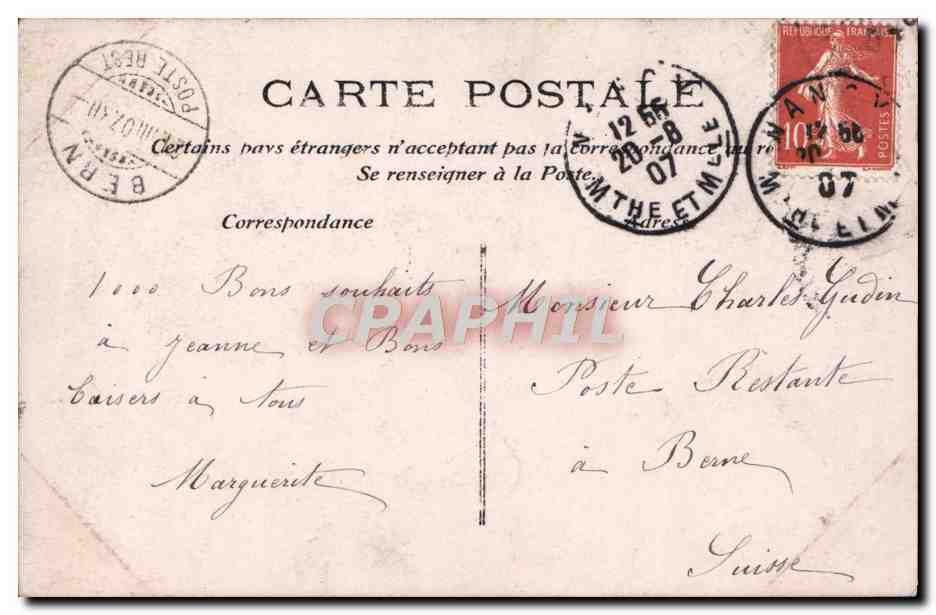 Jeune femme en robe rose et bonnet à dentelle — Bonne Fête — LE NORMAND, Phot. I.R.I.S. n°134 — Reverso