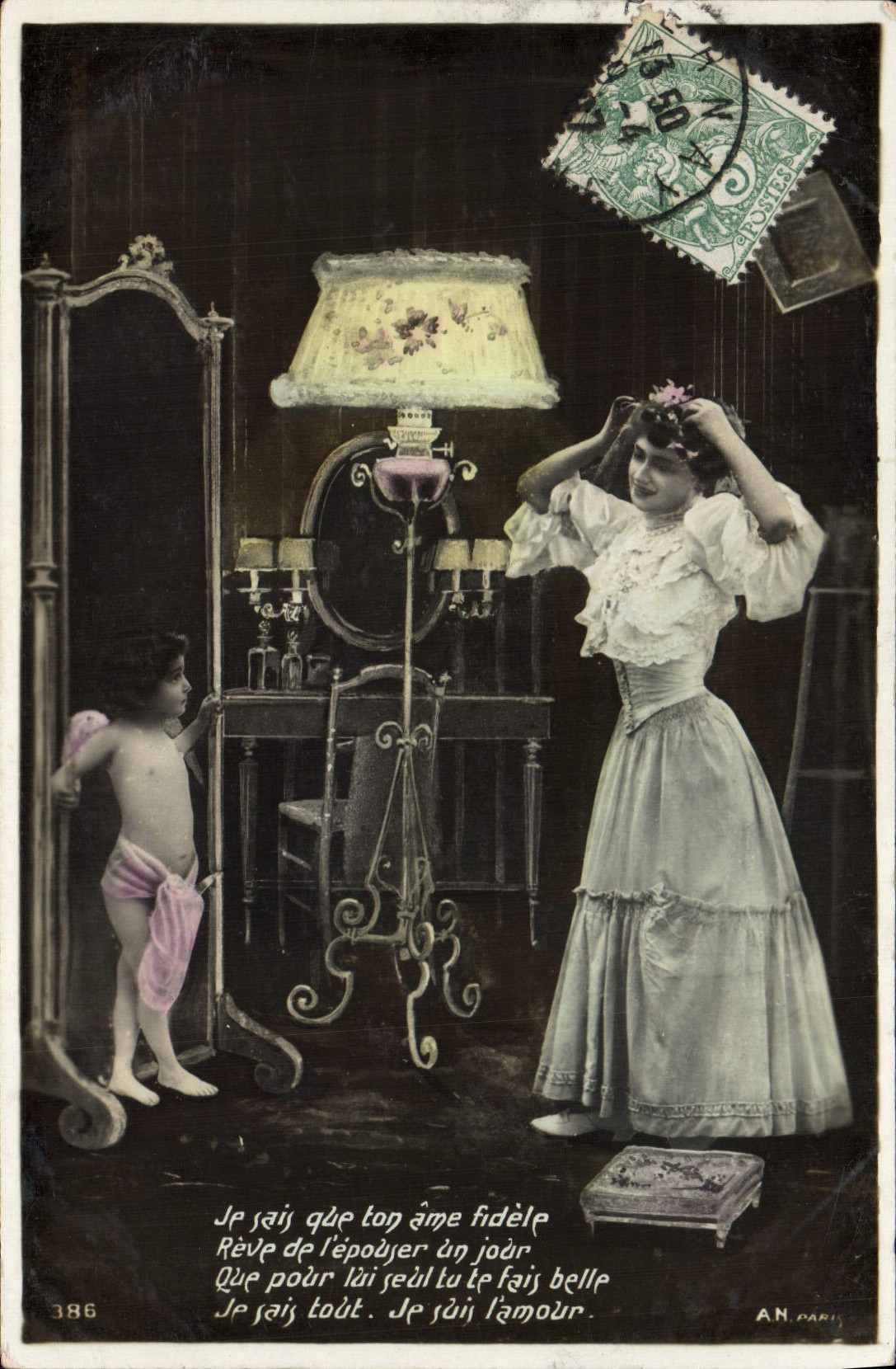 Femme et enfant devant un miroir — scène intérieure — A.N. Paris, n°386