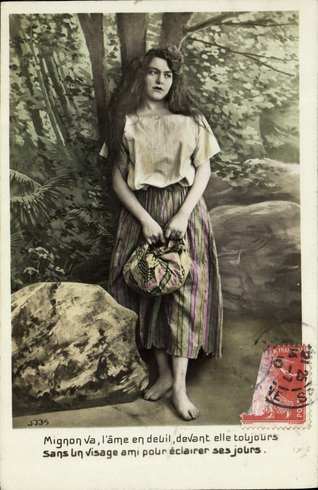 Jeune femme en forêt — texte poétique — éditeur inconnu, n° 3336