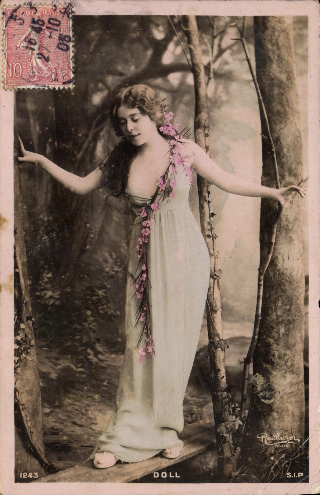 CPA Fantaisie Femme Doll