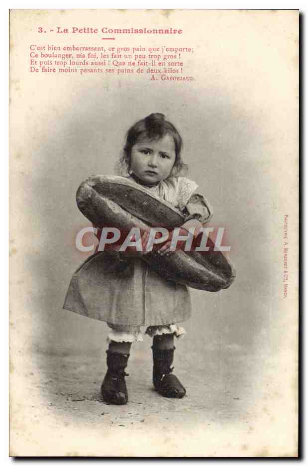 CPA Fantaisie Enfant Le petit commissionnaire