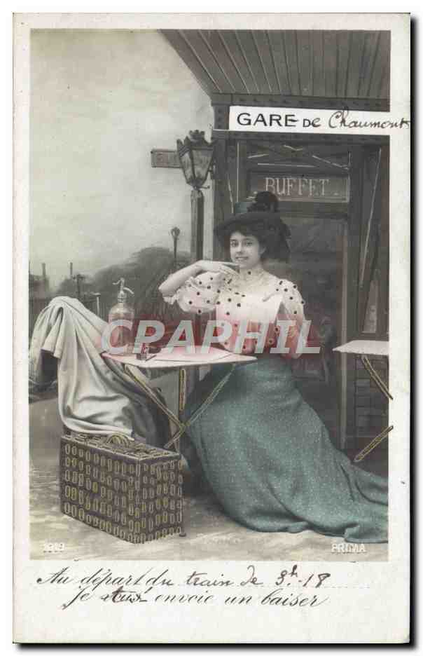 Femme à la gare — Gare de Chaumont — Prima