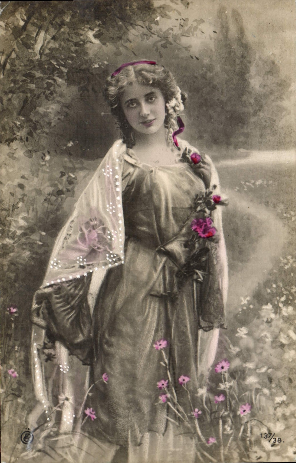 CPA Fantaisie Femme
