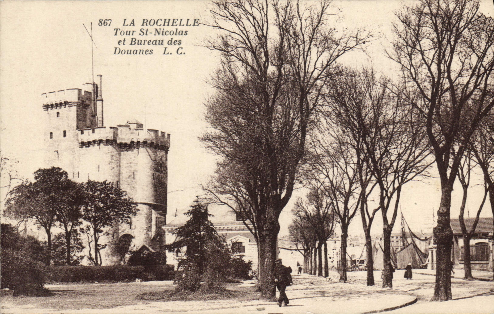 CPA La Rochelle Tour St Nicolas et bureau des douanes