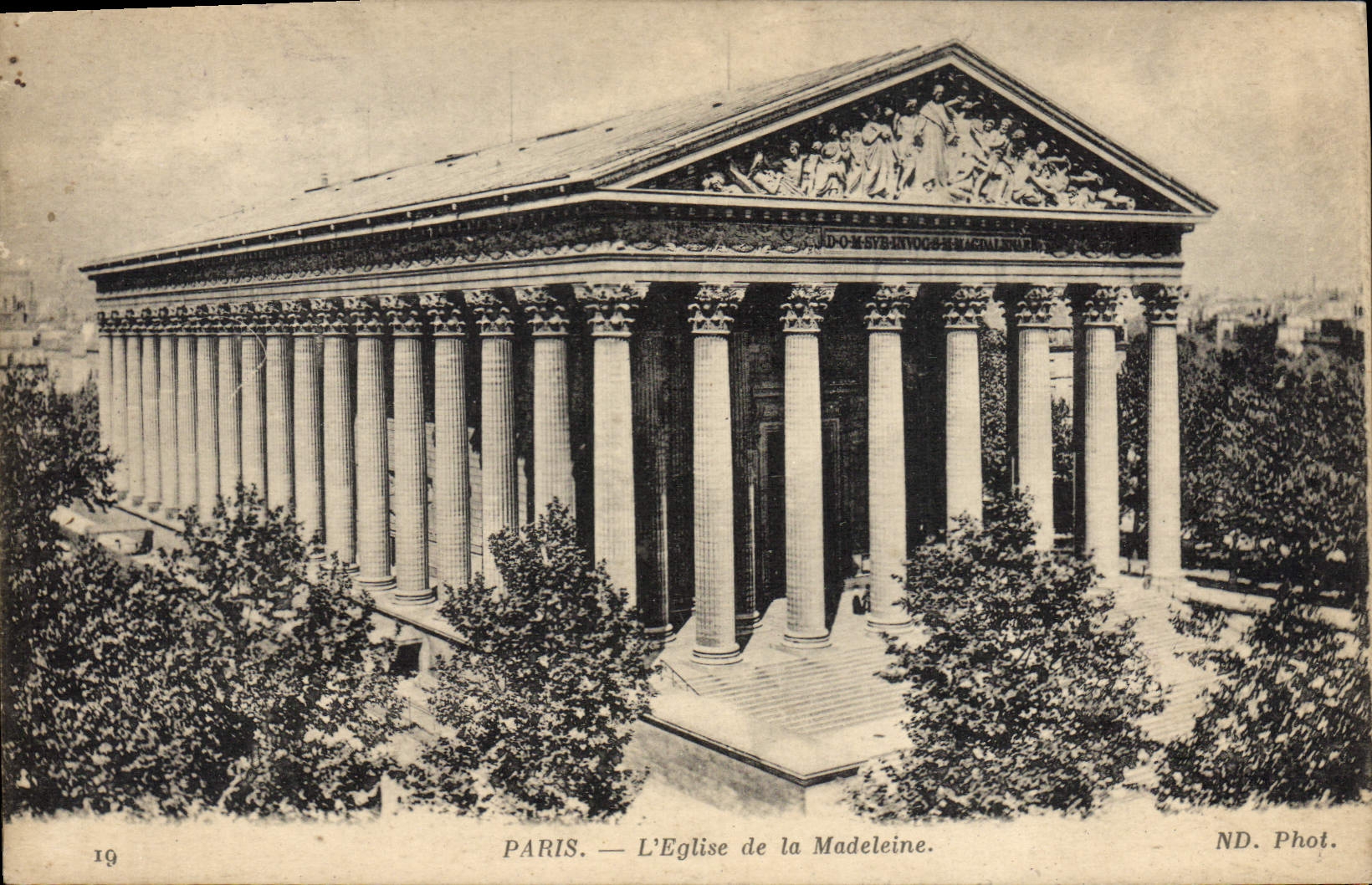 CPA Paris L'Eglise de la Madeleine