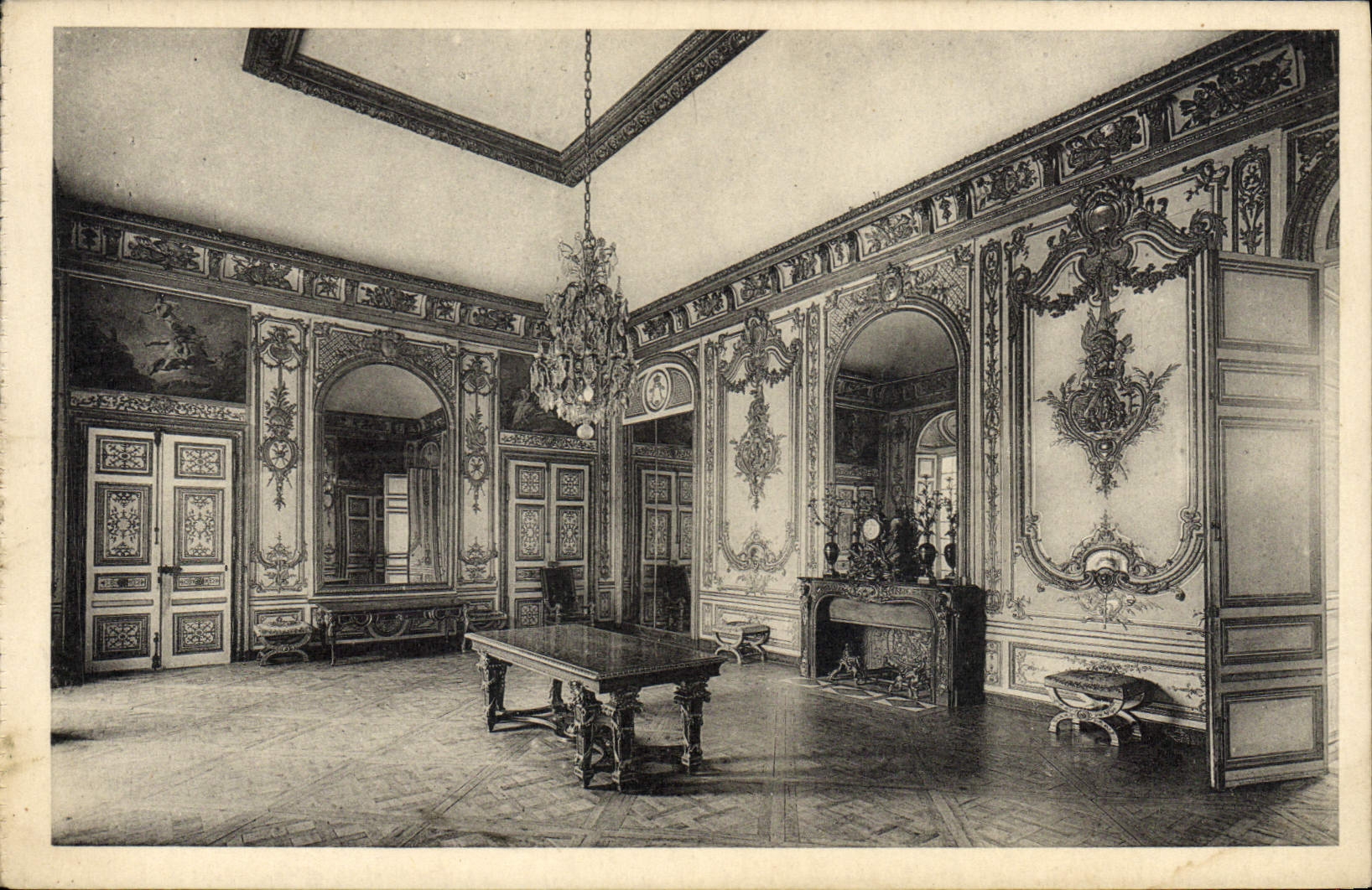 Château de Versailles — Le Cabinet du Conseil — Édition des Musées Nationaux