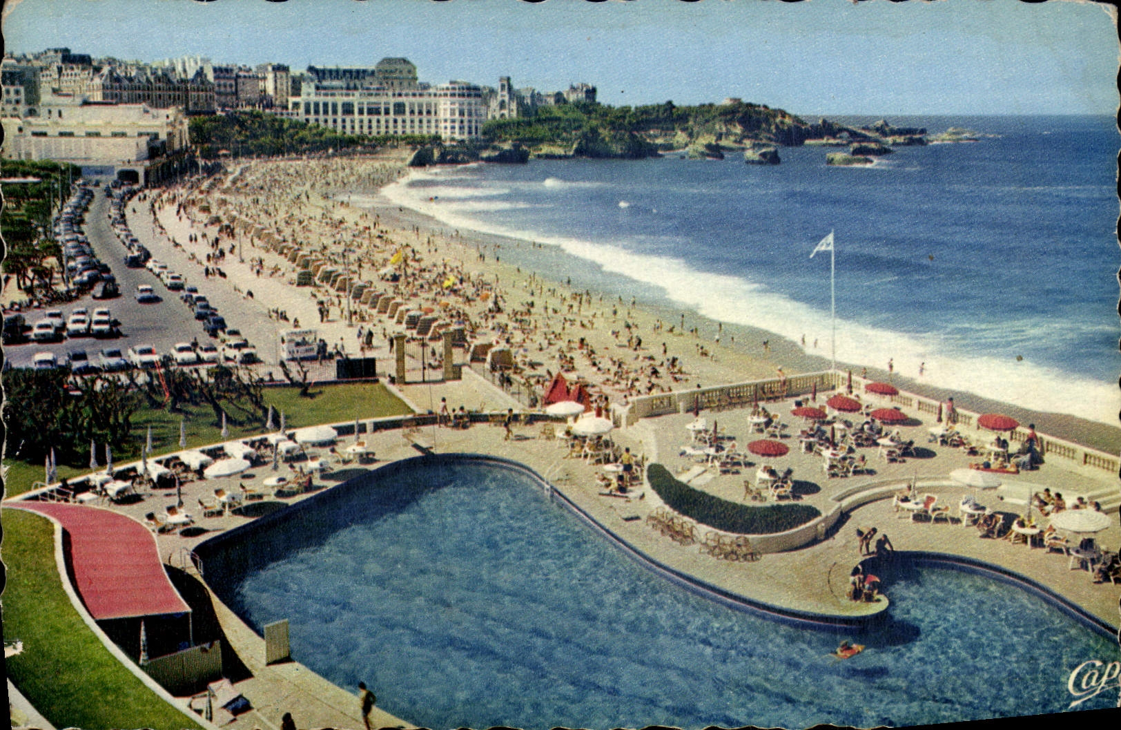 CPM Biarritz La Grande Plage Et Le Casino Bellevue
