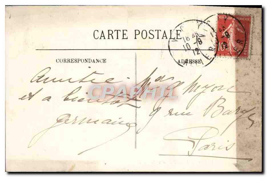CPA Vichy Le Parc Une Allie Couverle — Verso