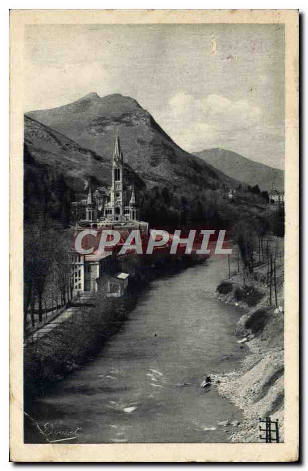 CPA Lourdes La Basilique Et Le Gave