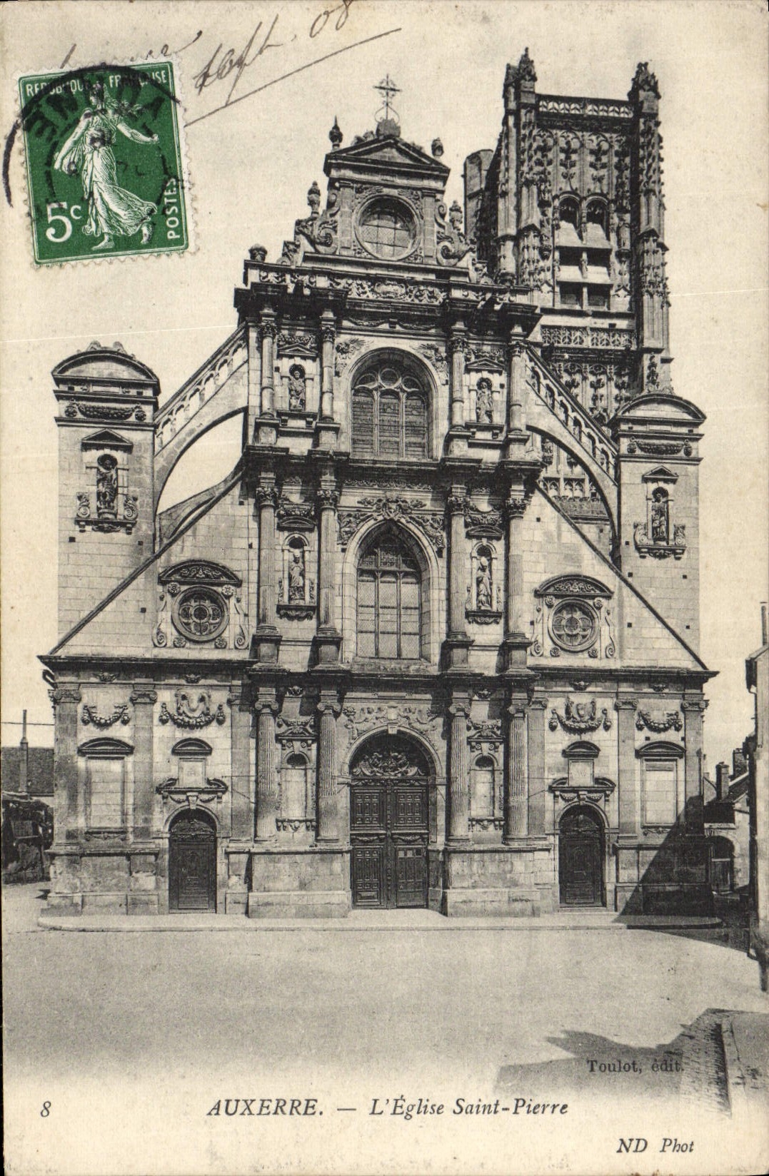 CPA Auxerre L Eglise Saint Pierre