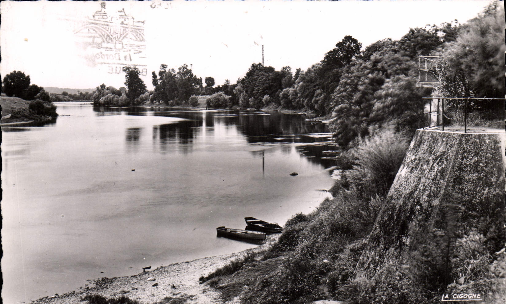Ufer der Dordogne — Blick mit zwei Booten — Editions 'LA CIGOGNE' n° 33.402.13