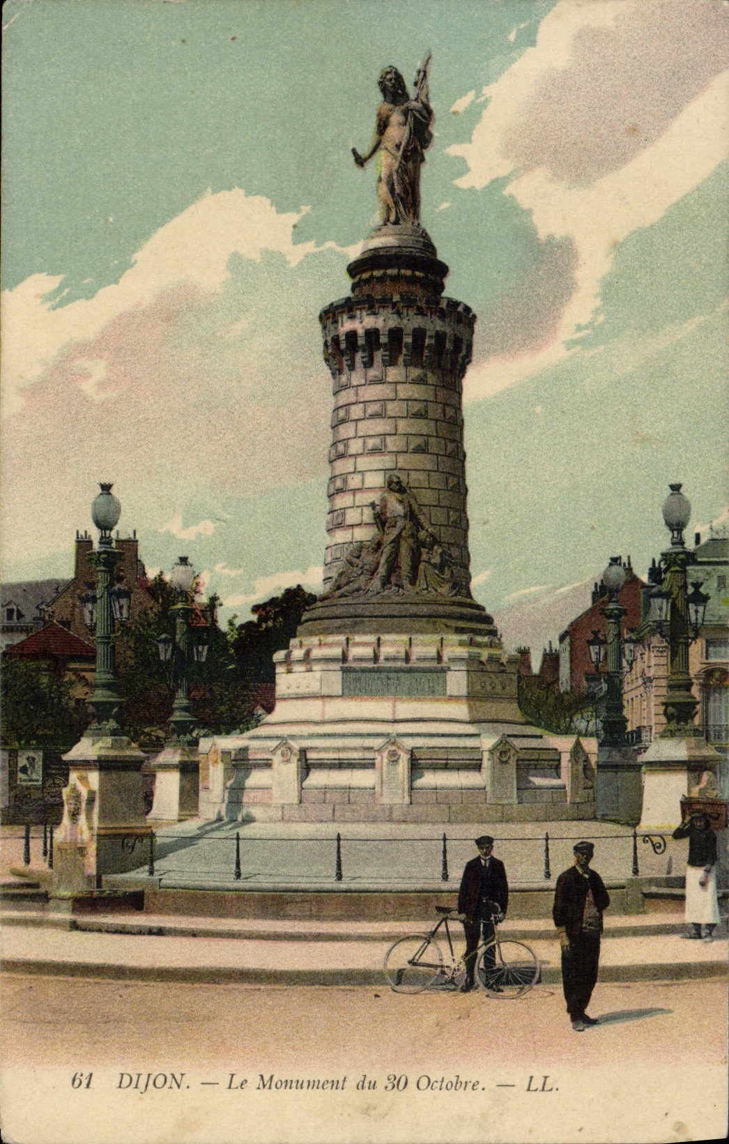 CPA Dijon Le Monument du 30 Octobre