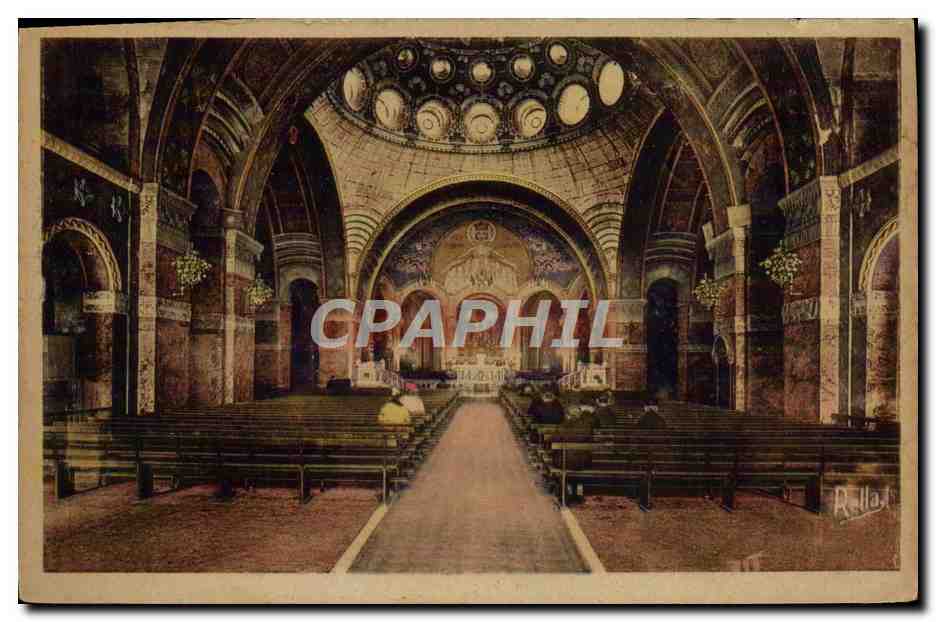 CPA Lourdes Interieur du Rosaire