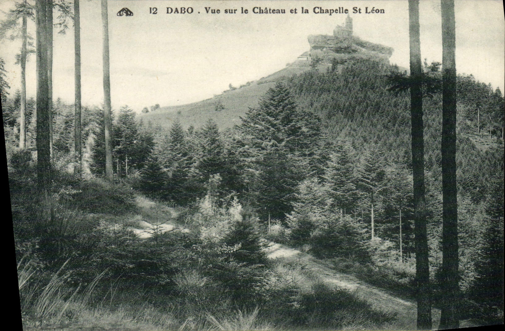CPA Dabo Vue sur le Chateau et la Chapelle St Leon