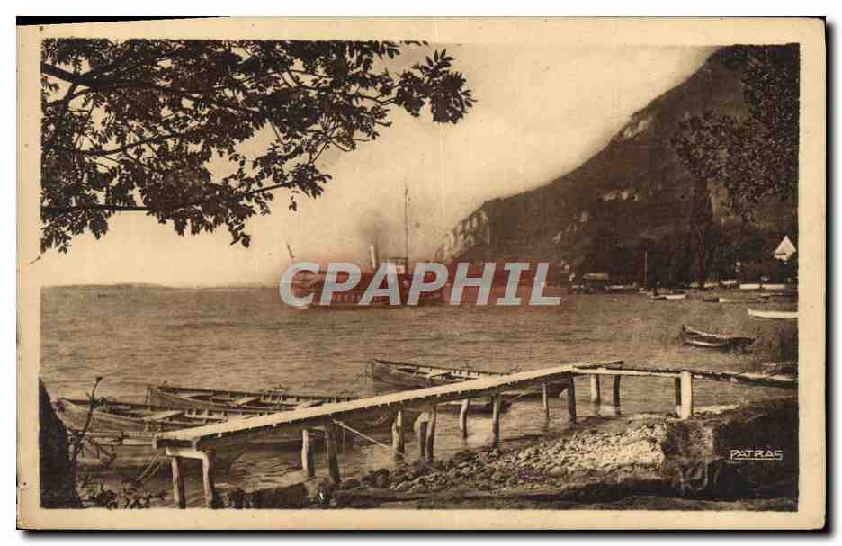 CPA L'Arrivee Du Bateau Au Port De Veyrier Lac d'Annecy 