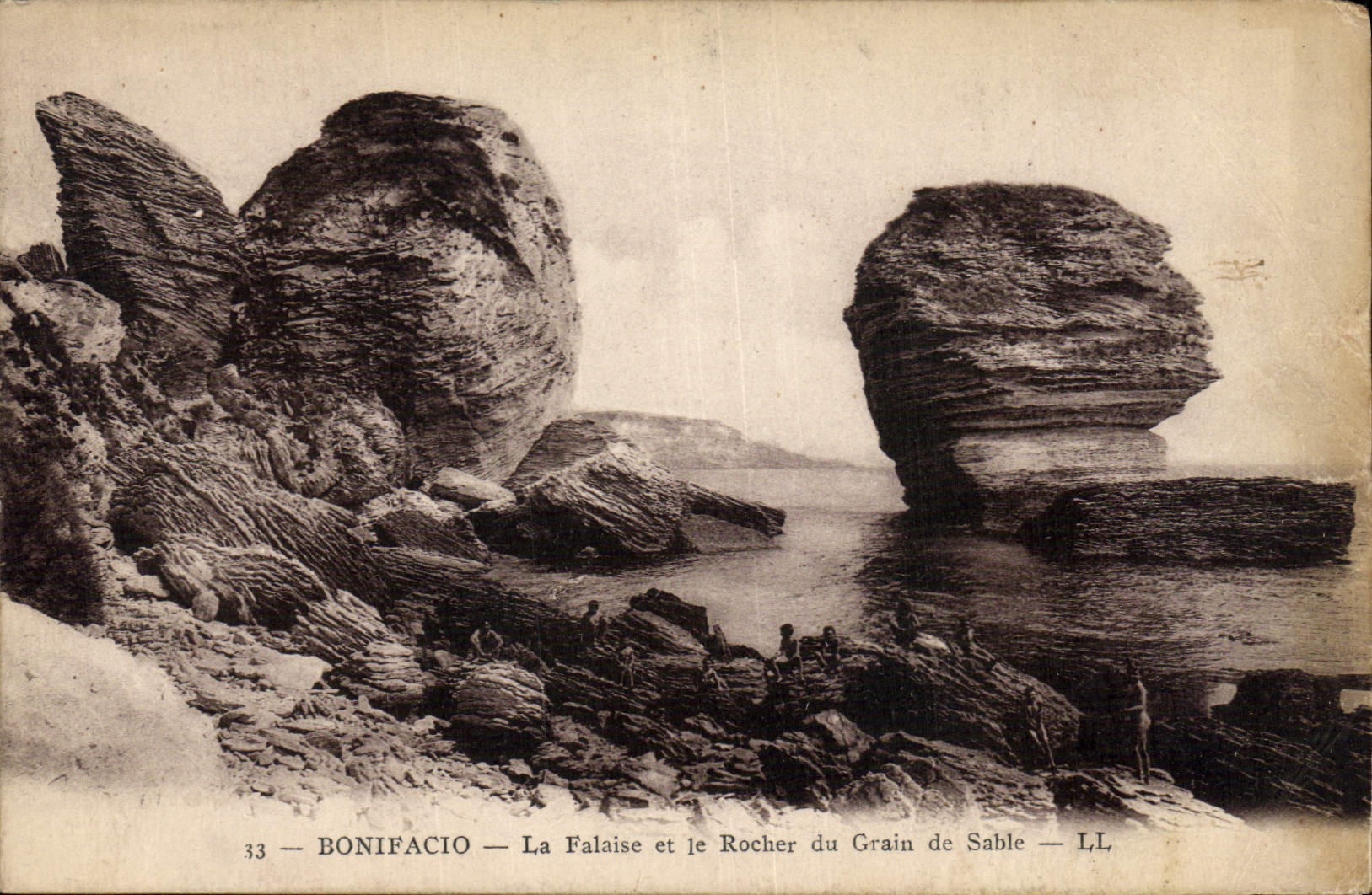 CPA Bonifacio La Falaise Et Le Rocher Du Grain De Sable