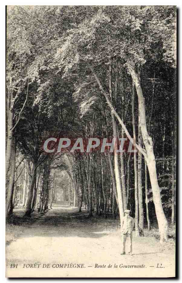 CPA Foret Compiegne Route De La Gouvernante