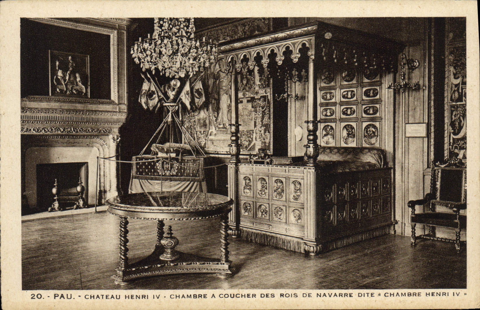 Pau - Schloss Henri IV - Schlafzimmer der Könige von Navarre genannt « Zimmer Henri IV »
