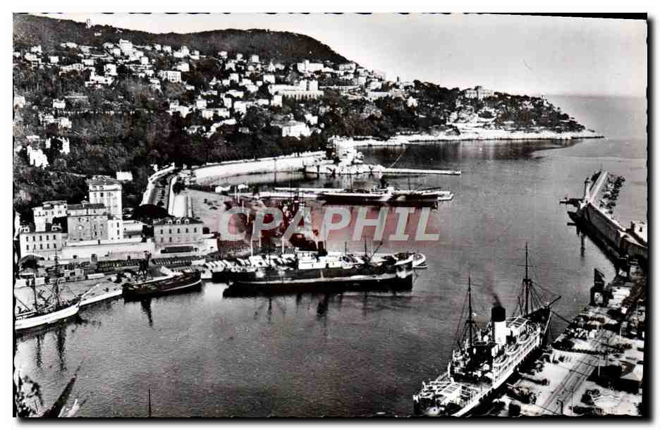 CPM Nice L'entree du port et le Mont Boron Bateau