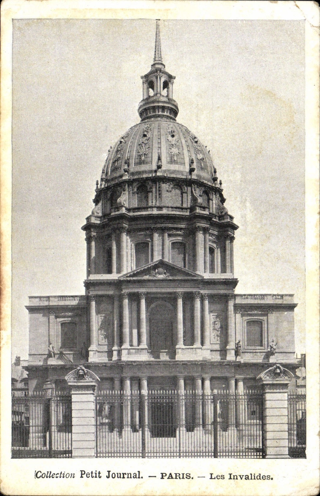 CPA Collection Petit Journal Paris Les Invalides