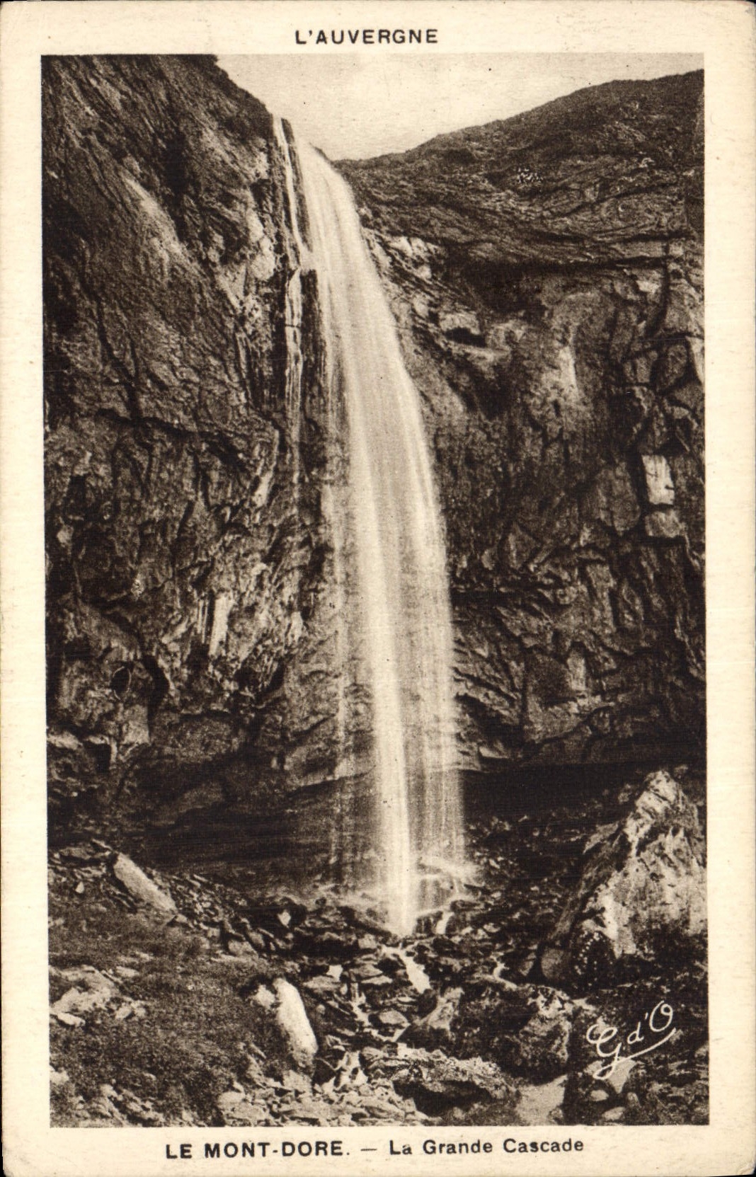 CPA Le Mont Dore La Grande Cascade