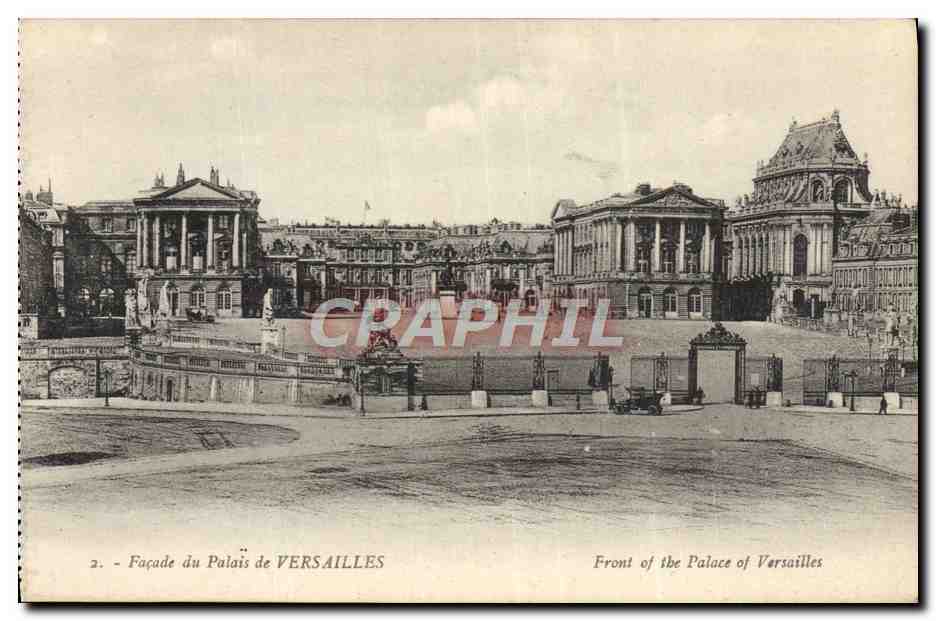 CPA Versailles Facade du Palais 