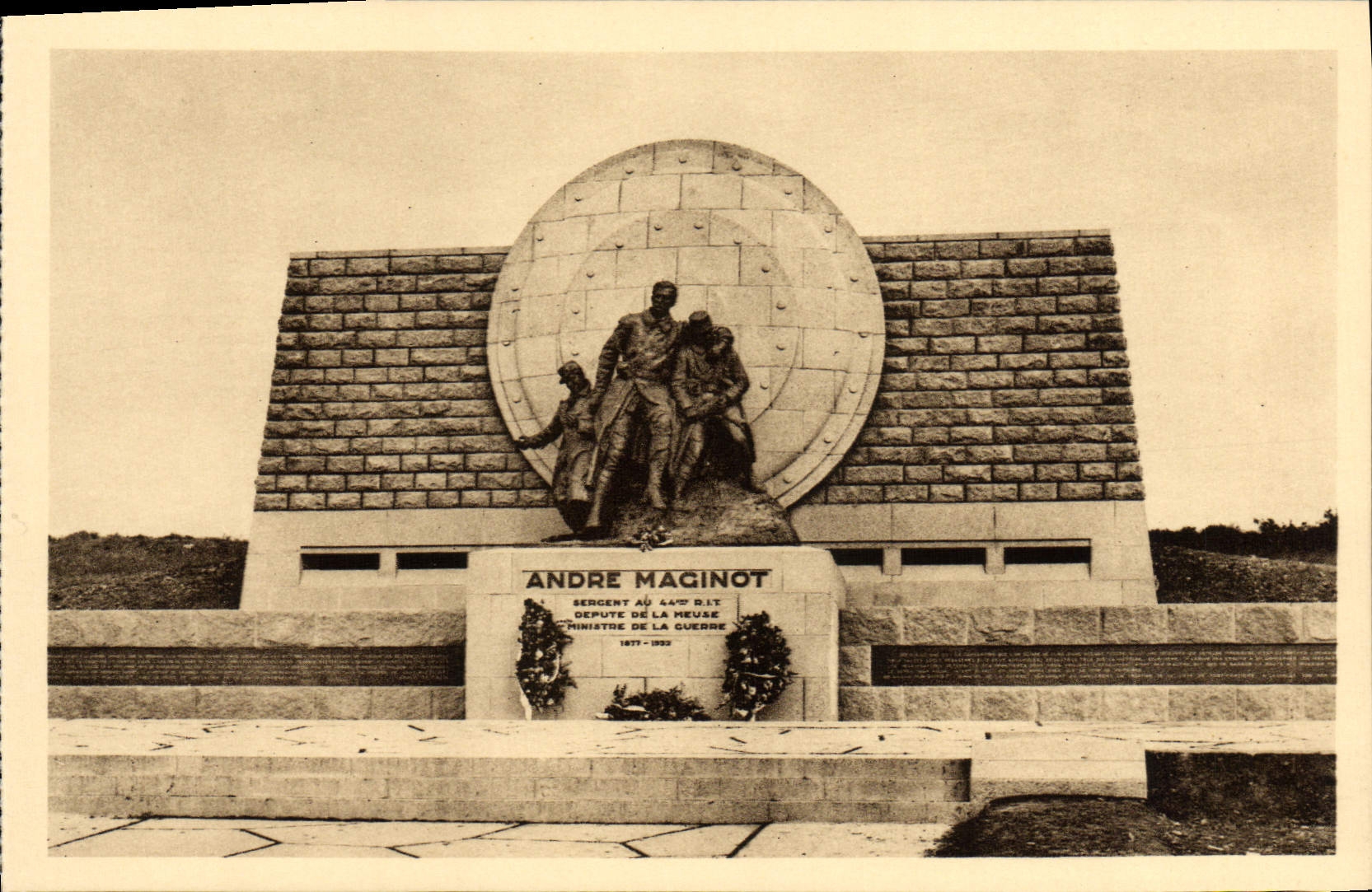 CPA Monument Monument Ligne Maginot Militaria