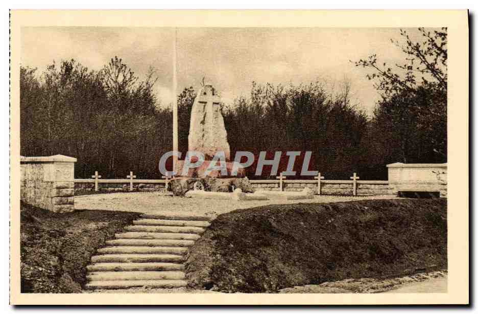 Monument aux Chasseurs des 56e et 59e Bataillons — Bois des Caures — Ossuaire de Douaumont