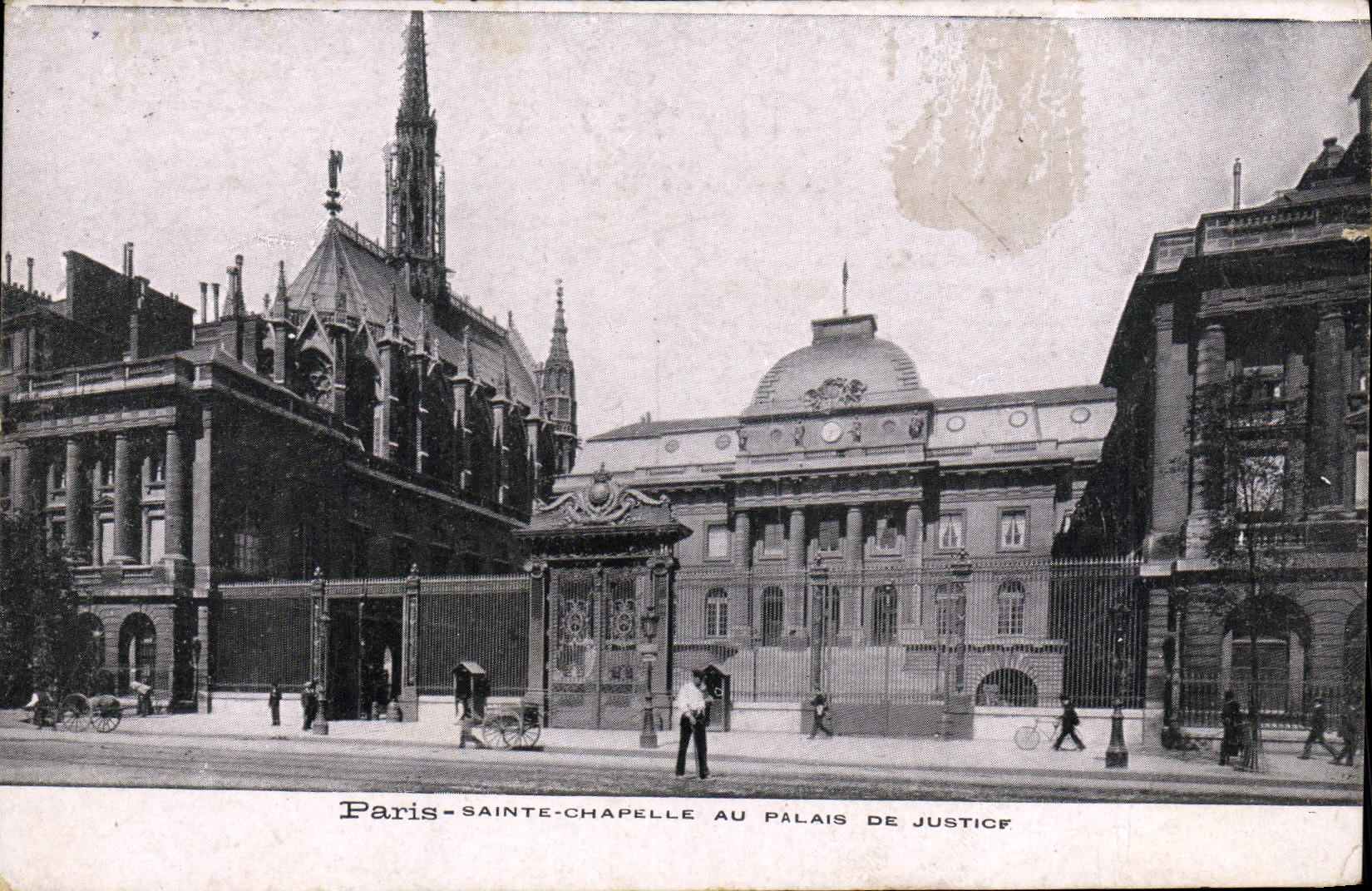 CPA Paris Saint Chapelle Au Palais De Justice