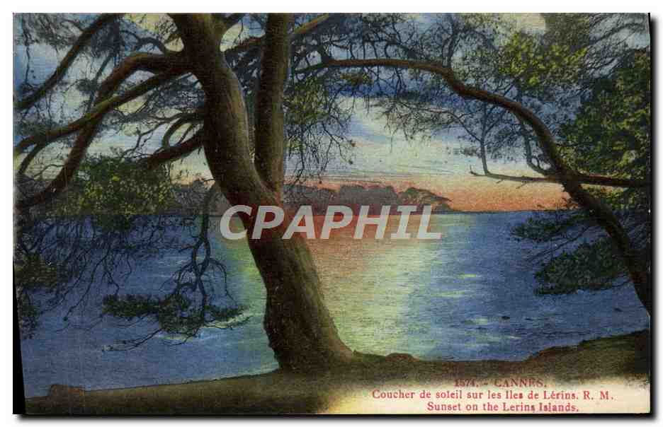 CPA Cannes Coucher de soleil sur les iles de Lerins