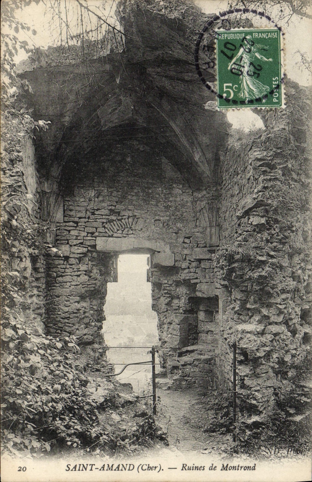 Saint-Amand (Cher) — Ruinas de Montrond — ND. Plon