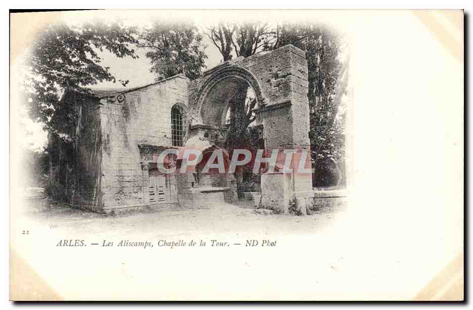 CPA Arles Les Aliscamps Chapelle de la Tour