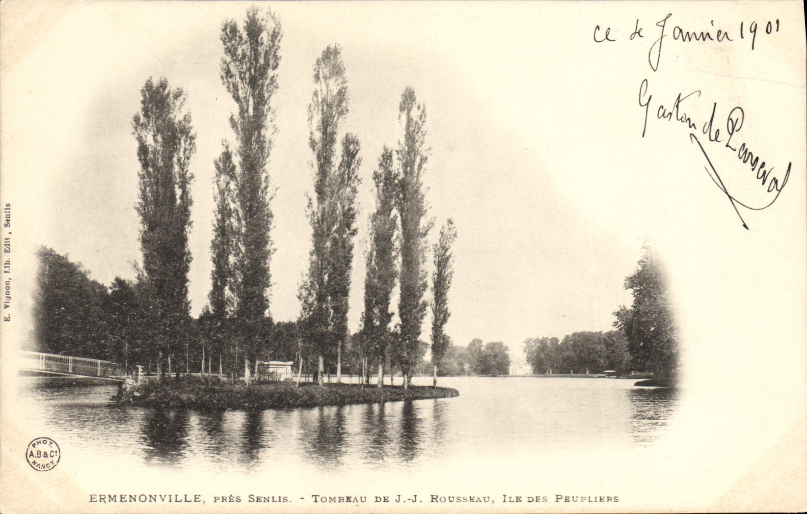 CPA Ermenonville Pres Senlis Tombeau de JJ Rousseau Ile des Peupliers