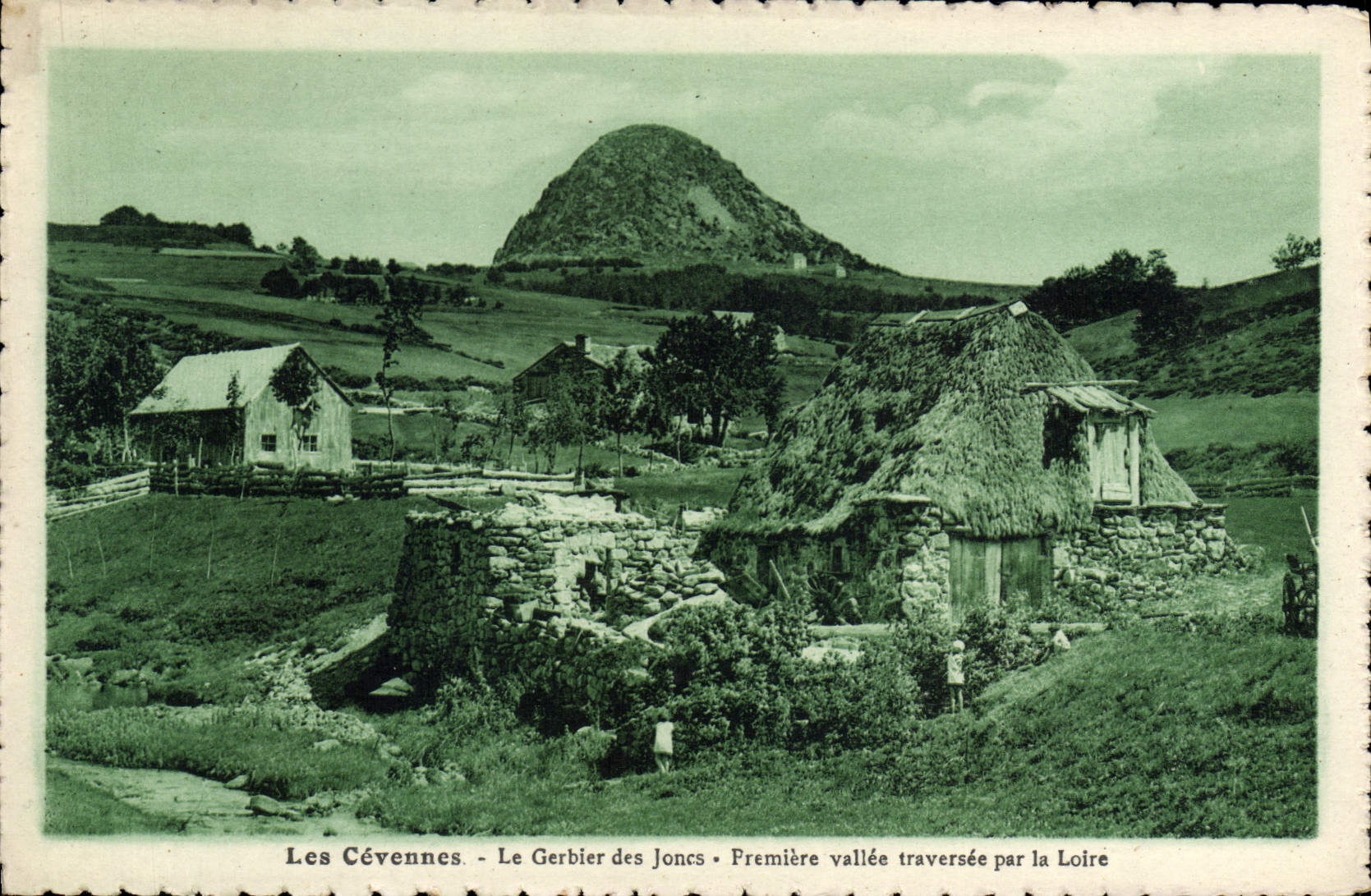 Les Cévennes - Le Gerbier des Joncs - Première vallée traversée par la Loire