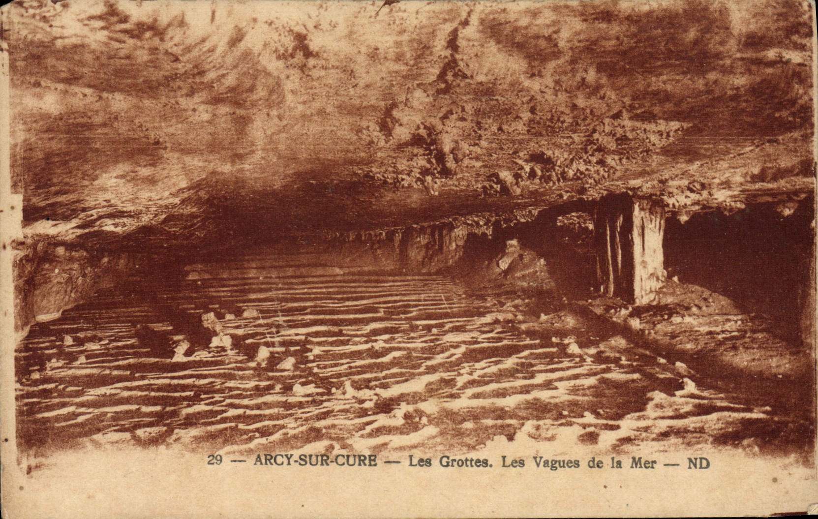 Arcy-sur-Cure — Les Grottes. Les Vagues de la Mer — ND