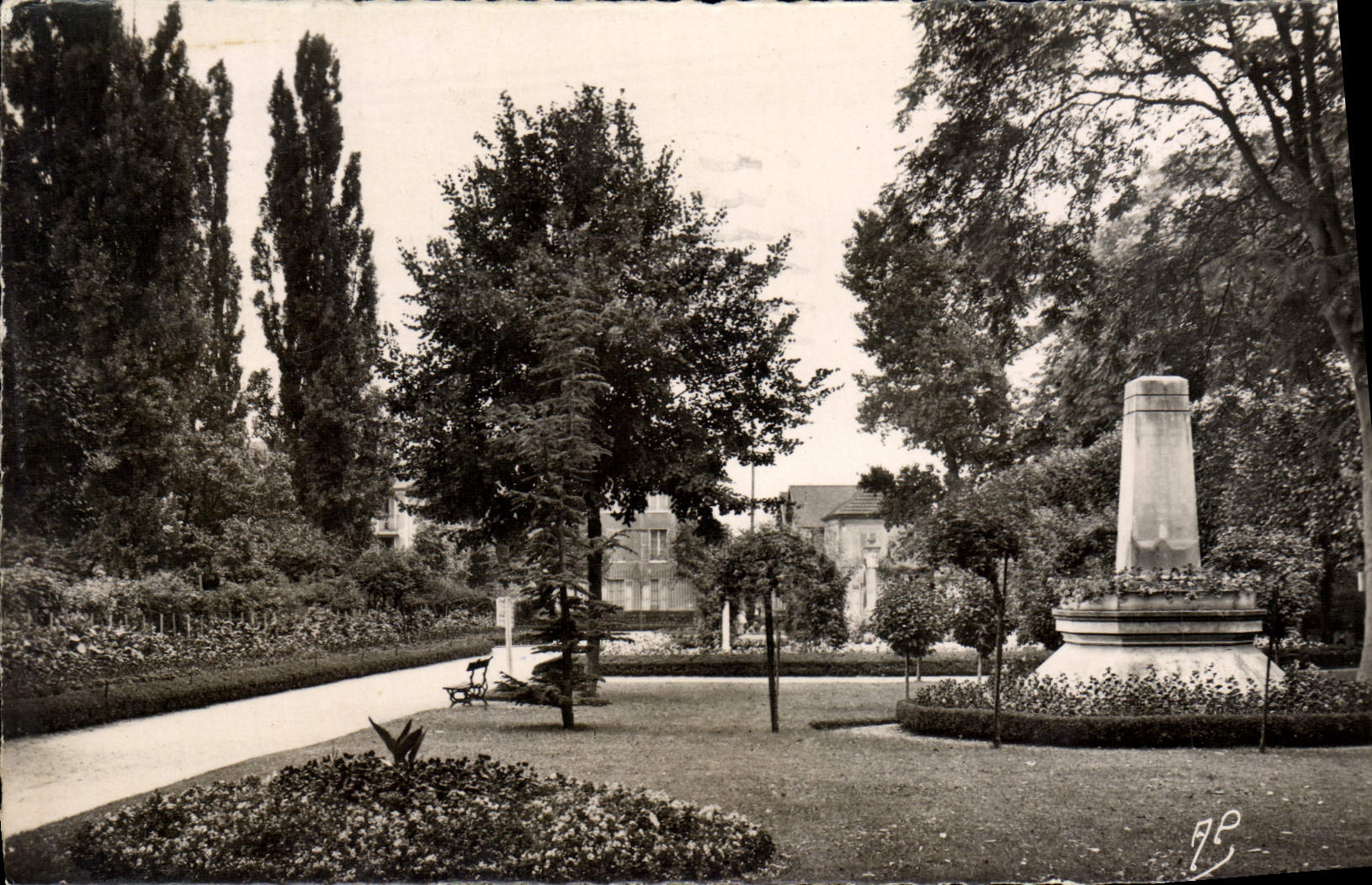 Mantes (S.-et-O.) — Le Jardin Public — Éd. d'Art AP, n°1016