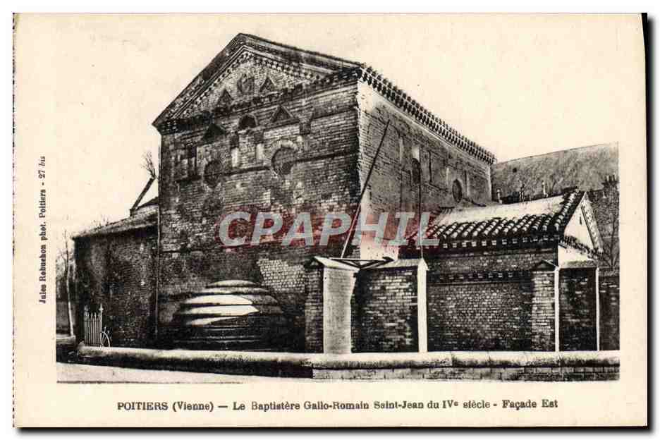 Poitiers (Vienne) — Le Baptistère Gallo-Romain Saint-Jean du IVe siècle — Façade Est — Jules Rebmbon phot. Poitiers - 27 bis