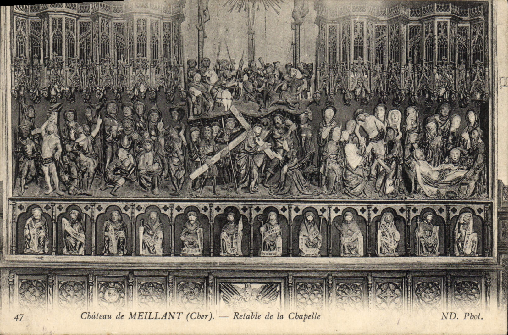 Château de MEILLANT (Cher) — Retable de la Chapelle — ND. Phot.