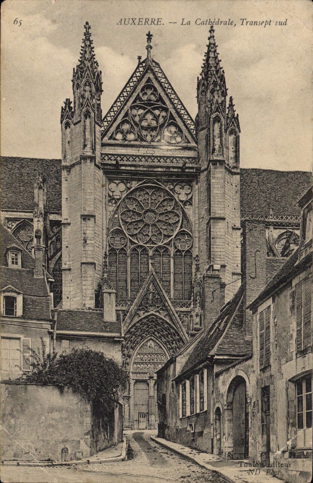 CPA Auxerre La Cathedrale Transept Sud