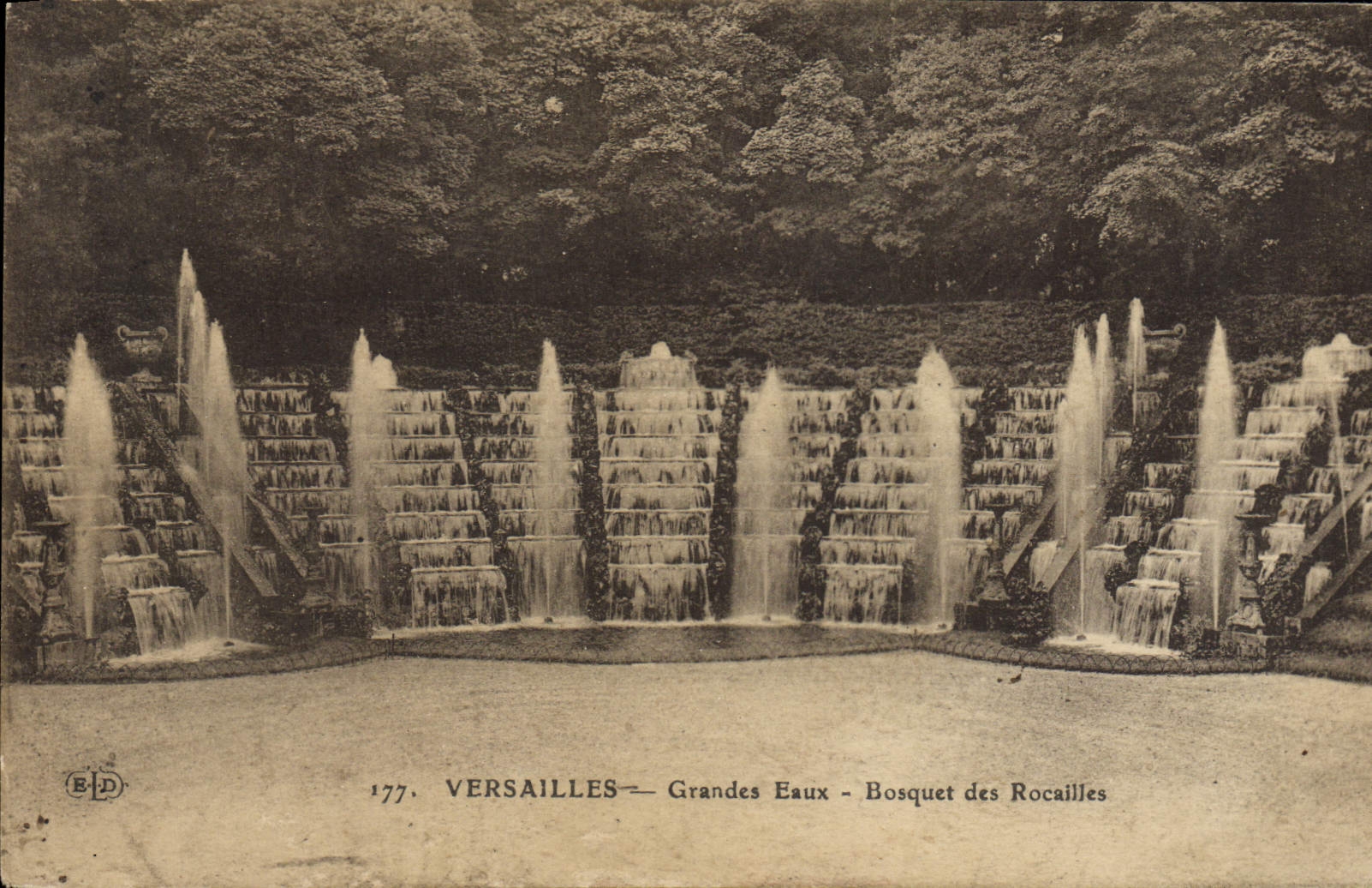 CPA Versailles Grandes Eaux Bosquet Des Rocailles