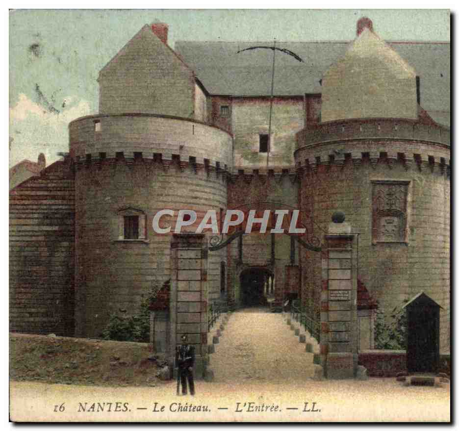 CPA Nantes Le Chateau L'Entree