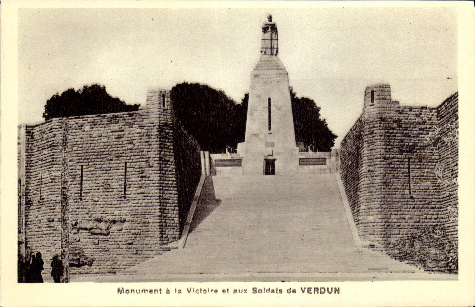 Monument à la Victoire et aux Soldats de Verdun — Verdun — Léon Chesnay, Architecte - Jean Boucher, Sculpteur