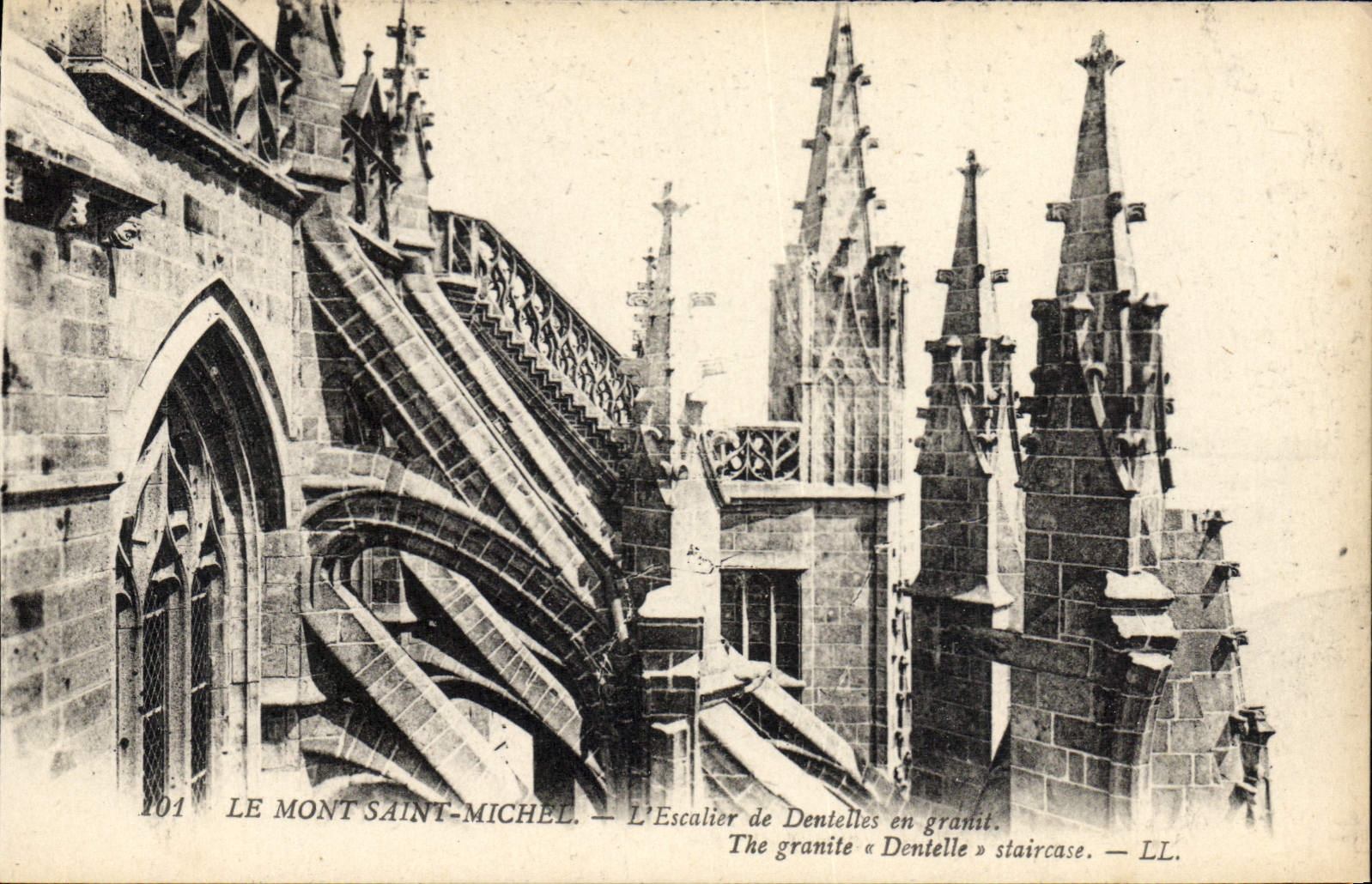 Le Mont Saint-Michel — L'Escalier de Dentelles en granit — LL. N° 101
